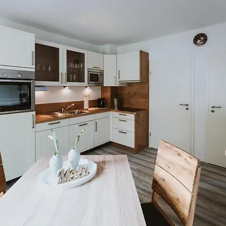 アパート Zwischen Den Feldern Apen