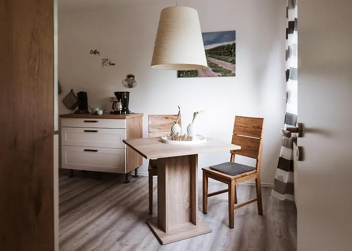 Zwischen Den Feldern * Apen